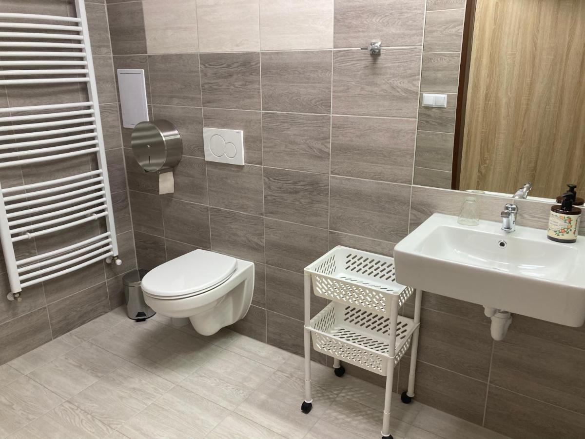 Apartmany Pod Radhostem Rožnov pod Radhoštěm Exteriör bild
